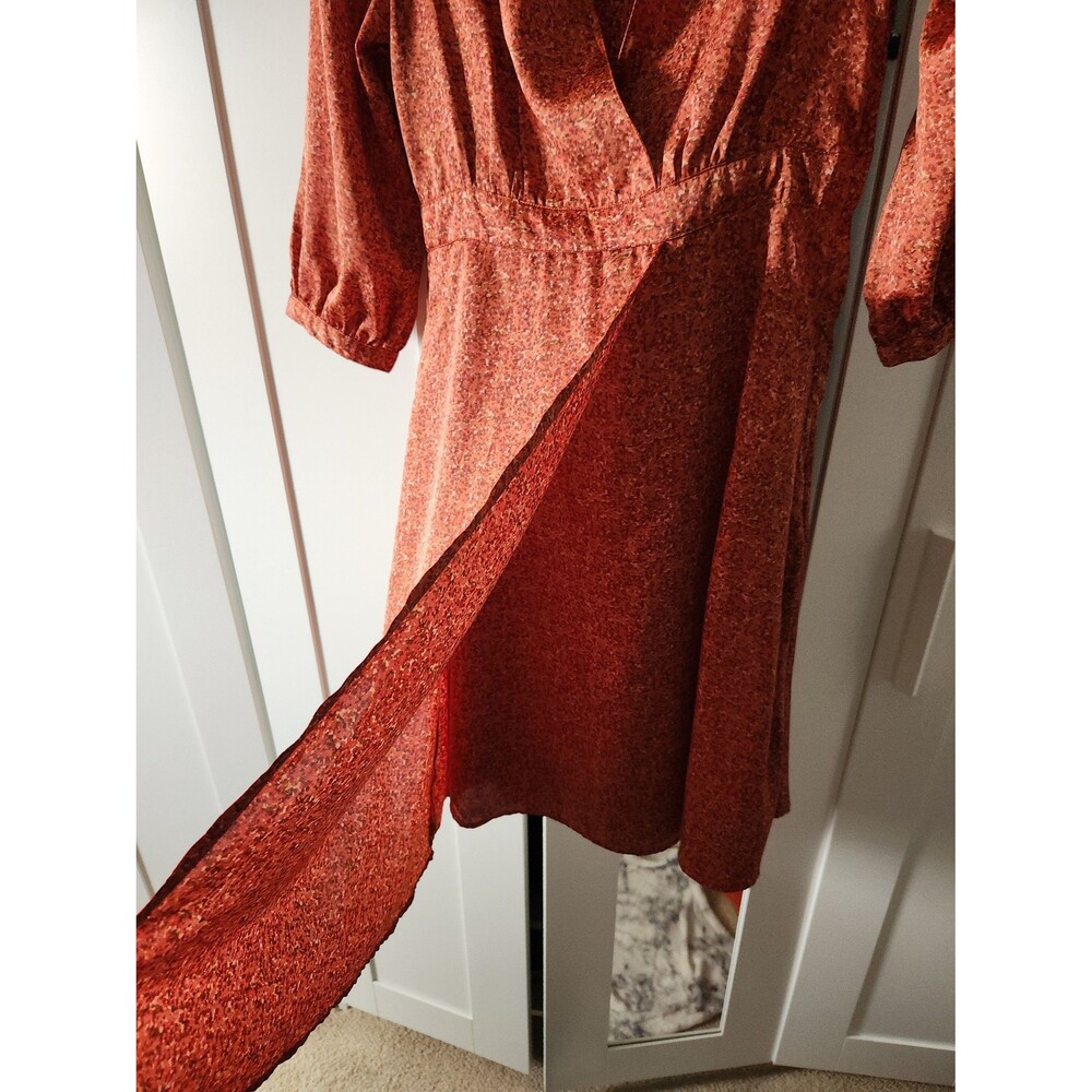 H&M Floral Wrap Dress Size 8 - Picture 4 of 4